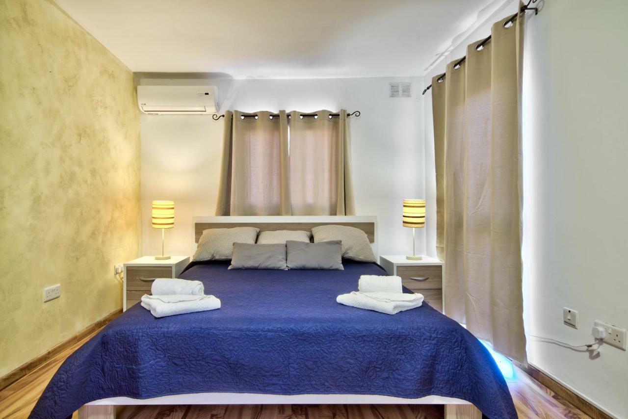 Spinola Court - Stunning Seaview Apartment & Penthouse On Spinola Bay By Shortletsmalta Saint Julian's Exterior photo